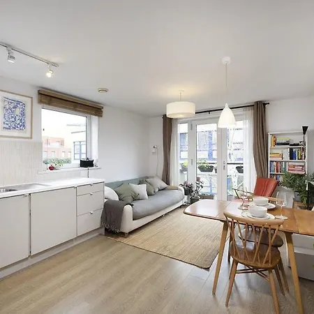Lovely One Bedroom Apartment In Elephant Castle London Exterior photo