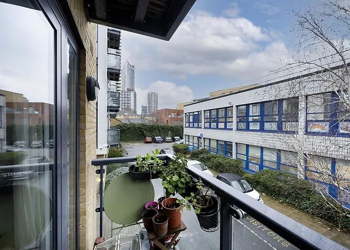Lovely One Bedroom Apartment In Elephant Castle
