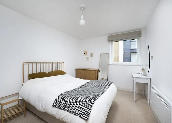 Lovely One Bedroom Apartment In Elephant Castle